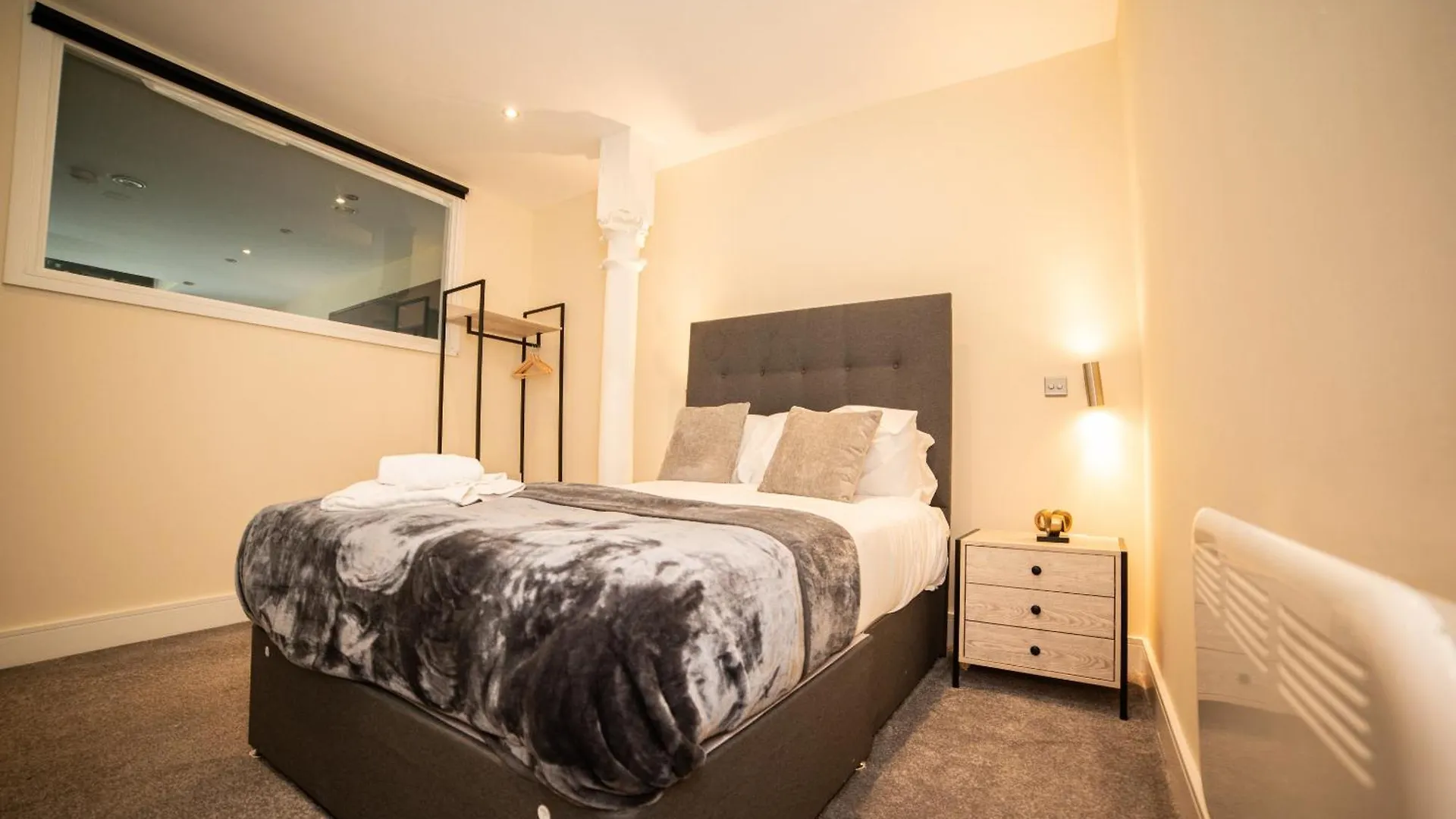 Hayy Aparthotels Business And Leisure Stays At Stanley Mill Huddersfield Regno Unito