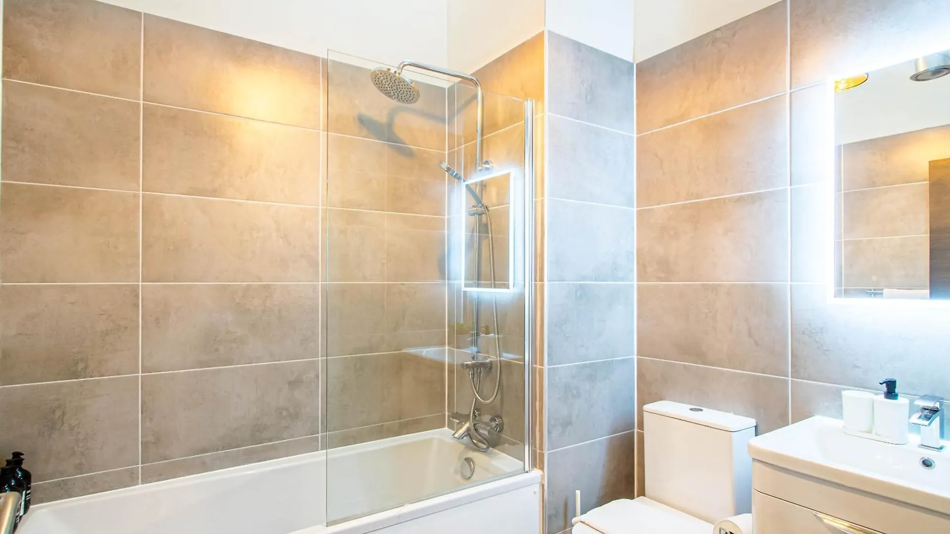 Hayy Aparthotels Business And Leisure Stays At Stanley Mill Huddersfield 0*,  United Kingdom